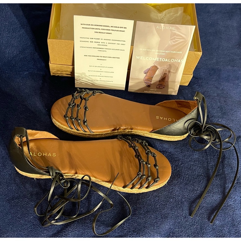 Anthropologie x ALOHAS Wanderer Espadrille Black Sandals
NWT SZ 10 - Picture 4 of 16